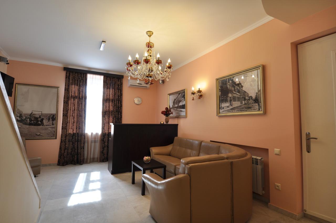Albert House Hotel And Tours Jerevan Eksteriør billede