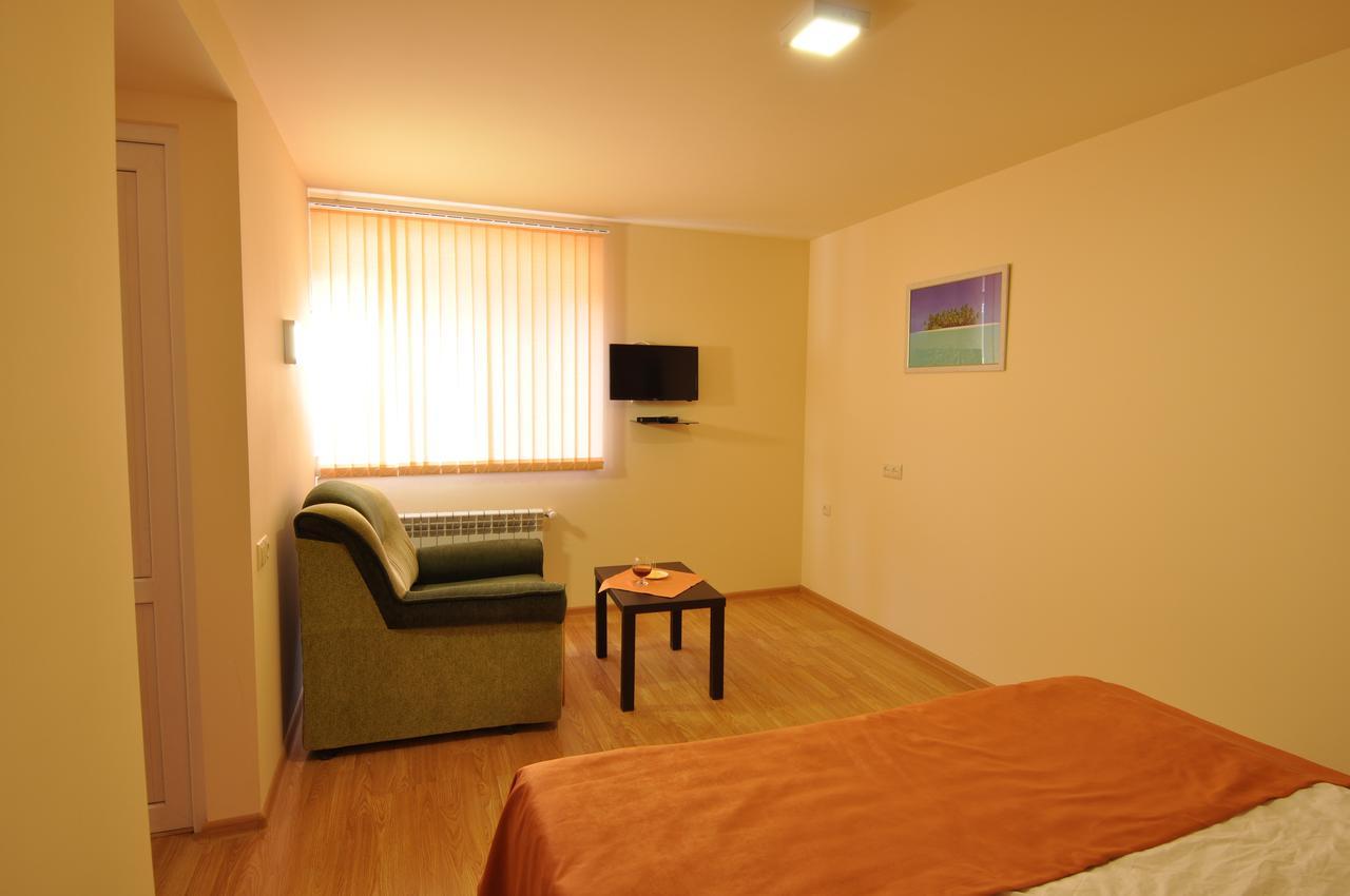 Albert House Hotel And Tours Jerevan Eksteriør billede